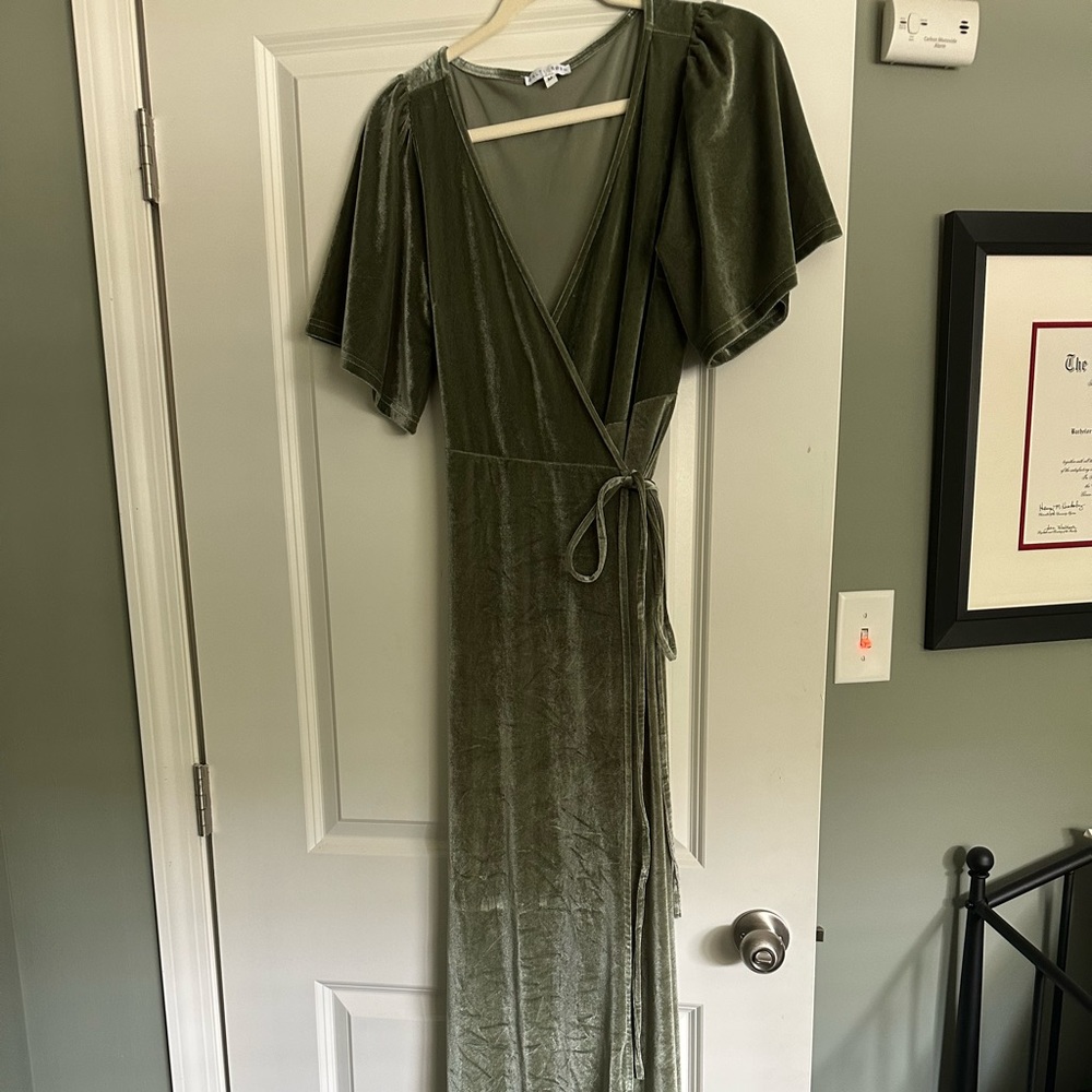 Size Medium Sage Baltic Born Floor Length Dress